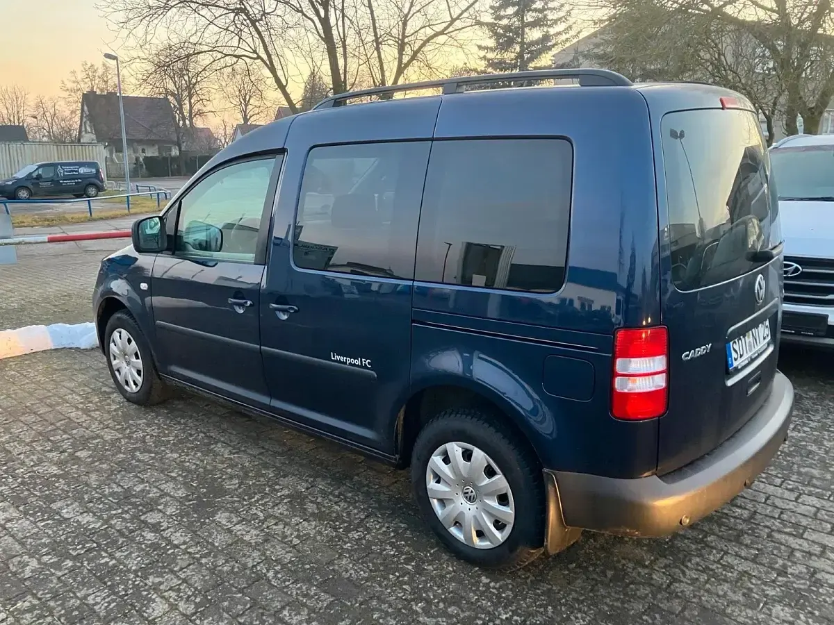Gebraucht VW Caddy 102 PS (75 kW) 2011 Blau Van / Kleinbus
