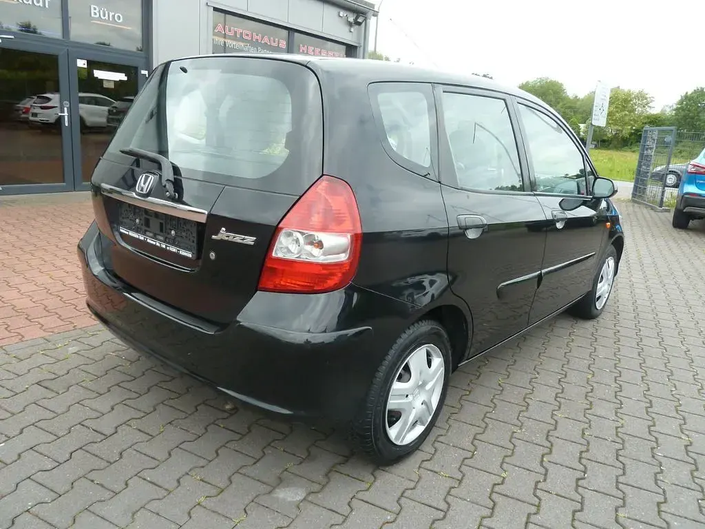 Brugt Honda Jazz LS 83 HK (61 kW) 2003 Sort Hatchback