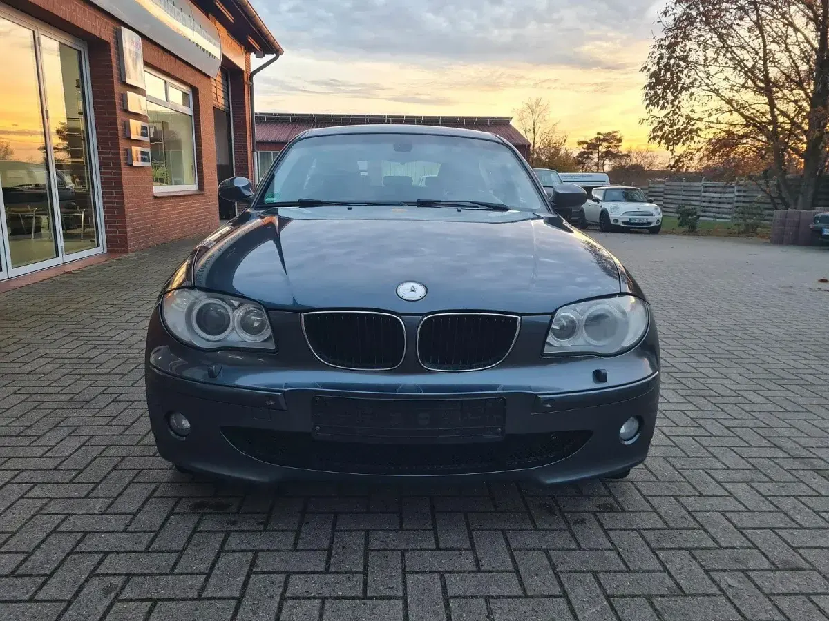 Occasion BMW 120 Advantage 150 ch (110 kW) 2006 Gris Citadine