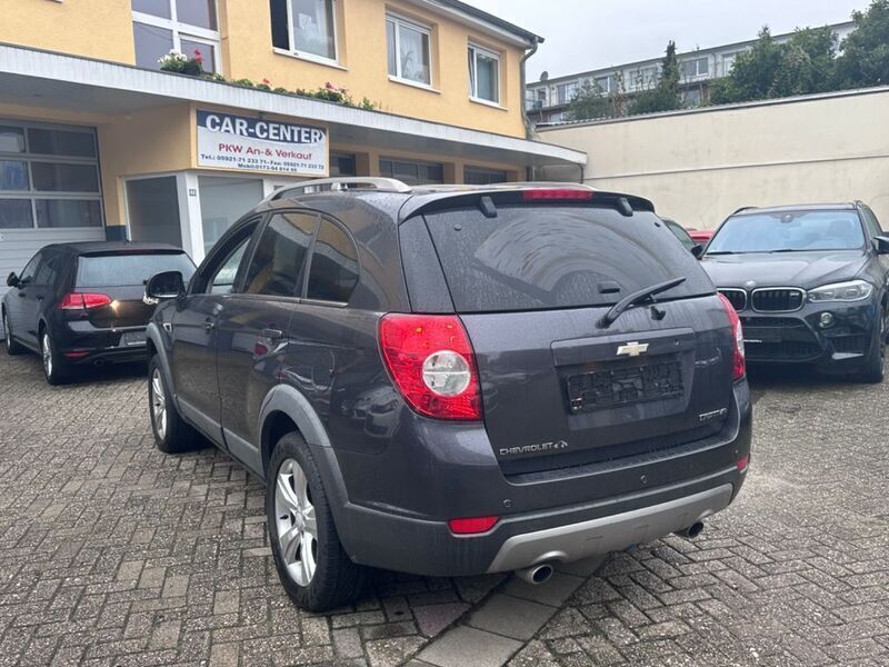 Gebraucht Chevrolet Captiva LT 184 PS (135 kW) 2013 Grau SUV