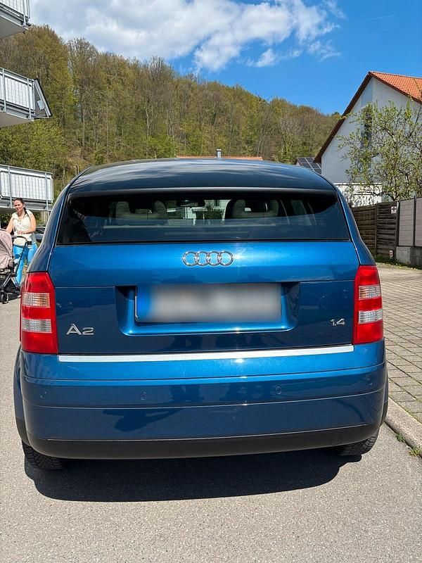 Gebraucht Audi A2 75 PS (55 kW) 2005 Blau Kleinwagen