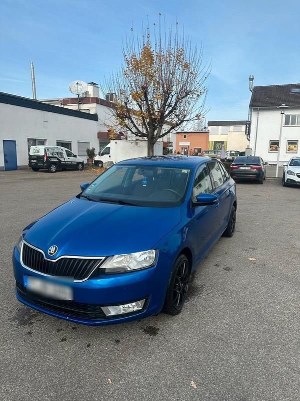 Blau Gebraucht 2016 Skoda Rapid Kleinwagen | 5.200 € (Fairer Preis) - Bild 1/4
