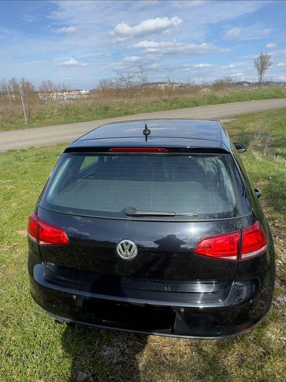 Gebraucht VW Golf VII 140 PS (102 kW) 2014 Schwarz Limousine