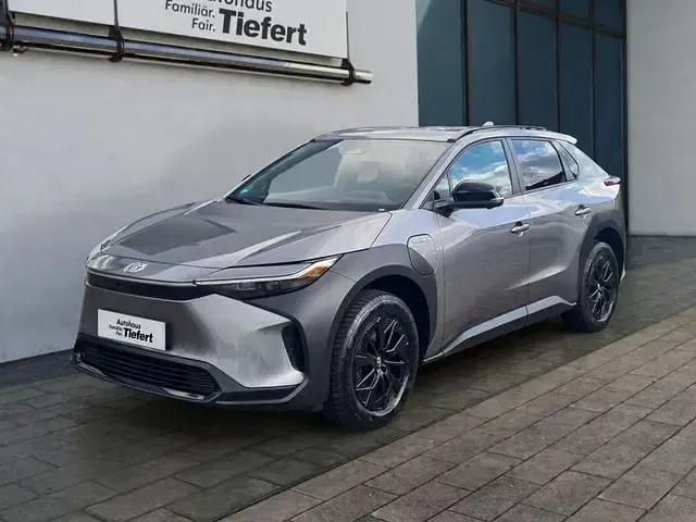 Gebraucht Toyota bZ4X Comfort 150 kW (204 PS) 2023 SUV