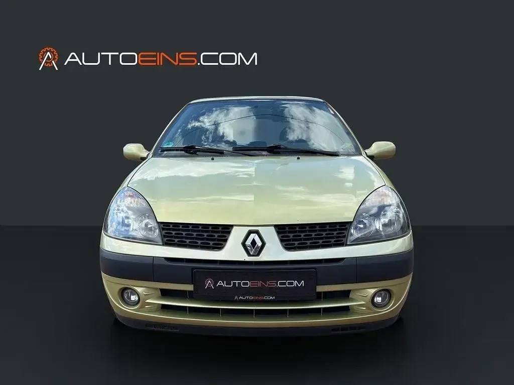 Gebraucht Renault Clio II 75 PS (55 kW) 2003 Zitronengrün Limousine