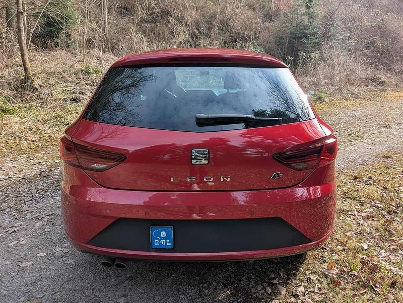 Second-hand Seat Leon FR 190 CP (139 kW) 2019 Berlinǎ
