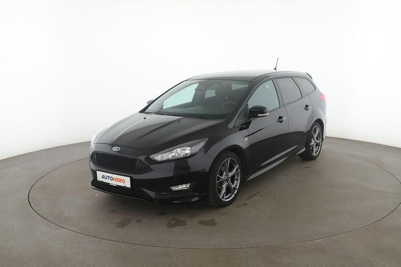 Schwarz Gebraucht 2018 Ford Focus ST-Line Kombi | 12.720 € (Etwas zu teuer) - Bild 1/3