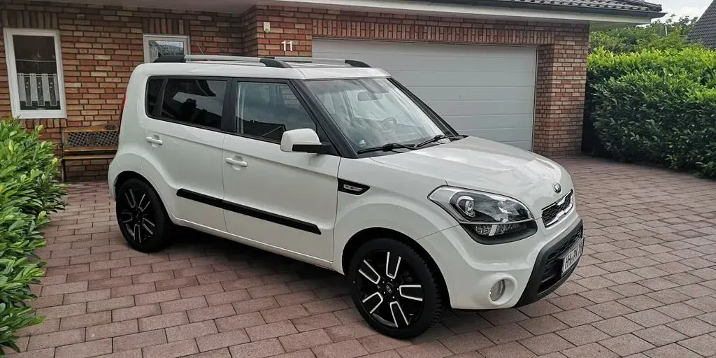 Gebraucht Kia Soul Edition 7 140 PS (102 kW) 2014 Weiß SUV