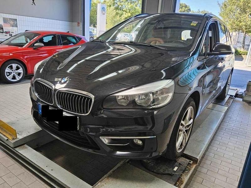 Schwarz Gebraucht 2017 BMW 220 Active Tourer M Sport Van / Kleinbus | 13.989 € (Superpreis) - Bild 1/4
