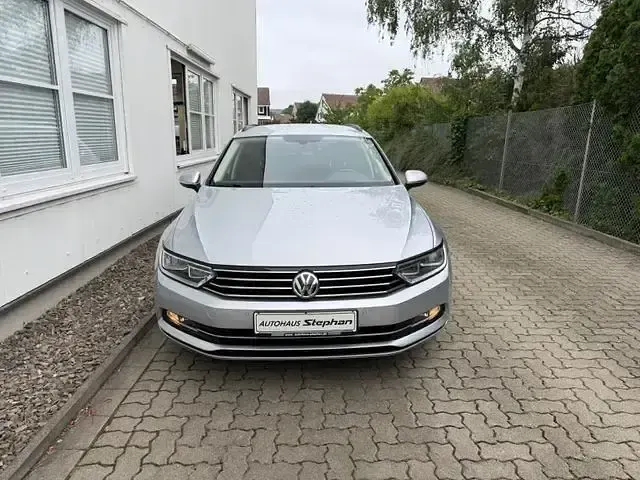 Gebraucht VW Passat Comfortline 150 PS (110 kW) 2019 Silber Kombi