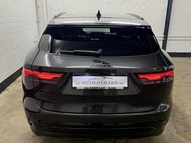 Gebraucht Jaguar F-Pace 204 PS (150 kW) 2021 Carpathian grey SUV