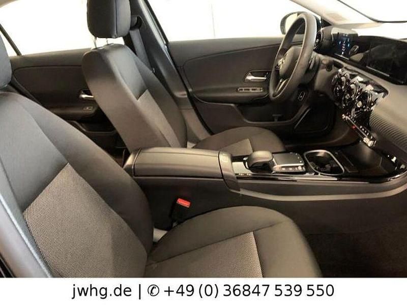 Gebraucht Mercedes A250 218 PS (160 kW) 2022 Nachtschwarz Limousine