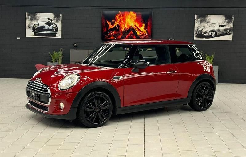 Rot Gebraucht 2015 Mini ONE Kleinwagen | 9.999 € (Etwas zu teuer) - Bild 1/4