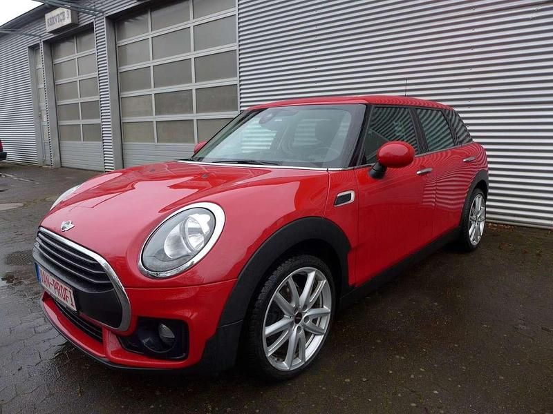 Gebraucht Mini One Clubman 102 PS (75 kW) 2018 Chili (solar) red Kombi