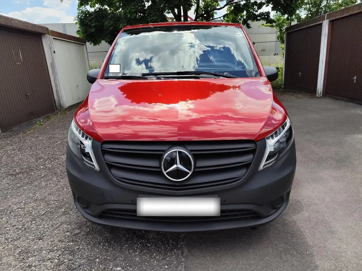Gebraucht Mercedes Vito 163 PS (119 kW) 2023 Andere farben Van