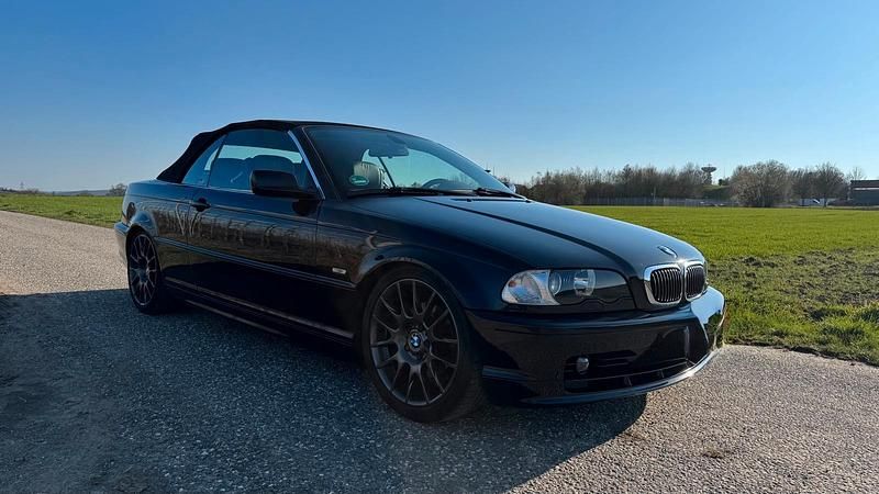 Gebraucht BMW 320 Cabriolet 170 PS (125 kW) 2002 Schwarz Cabrio