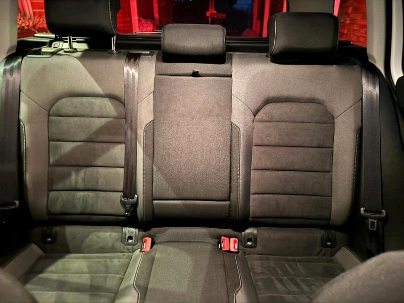 Gebraucht VW Golf VII 150 PS (110 kW) 2019 Weiß Kombi