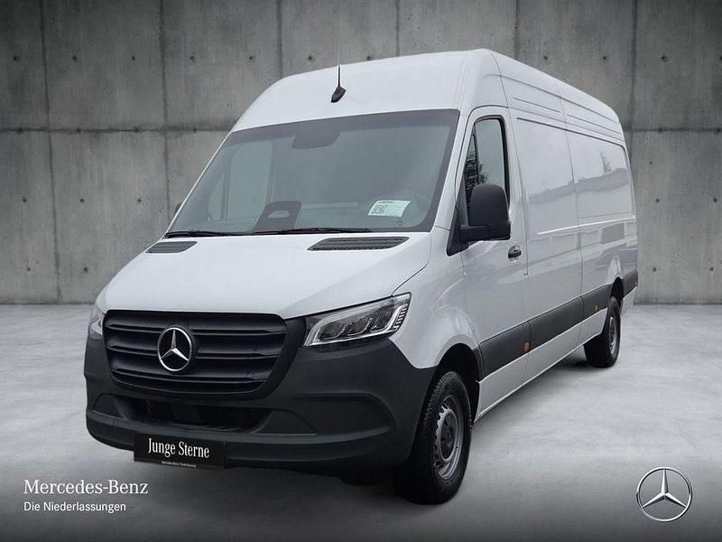 Gebraucht Mercedes Sprinter 170 PS (125 kW) 2024 Weiß Van