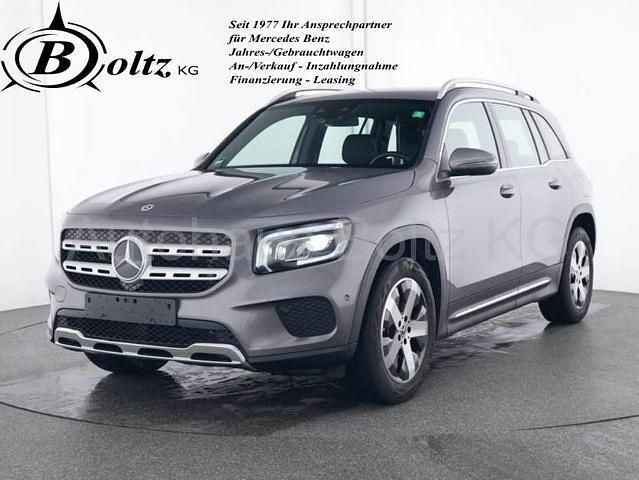 Gebraucht Mercedes GLB180 136 PS (100 kW) 2023 Mountaingrau (metallic) SUV