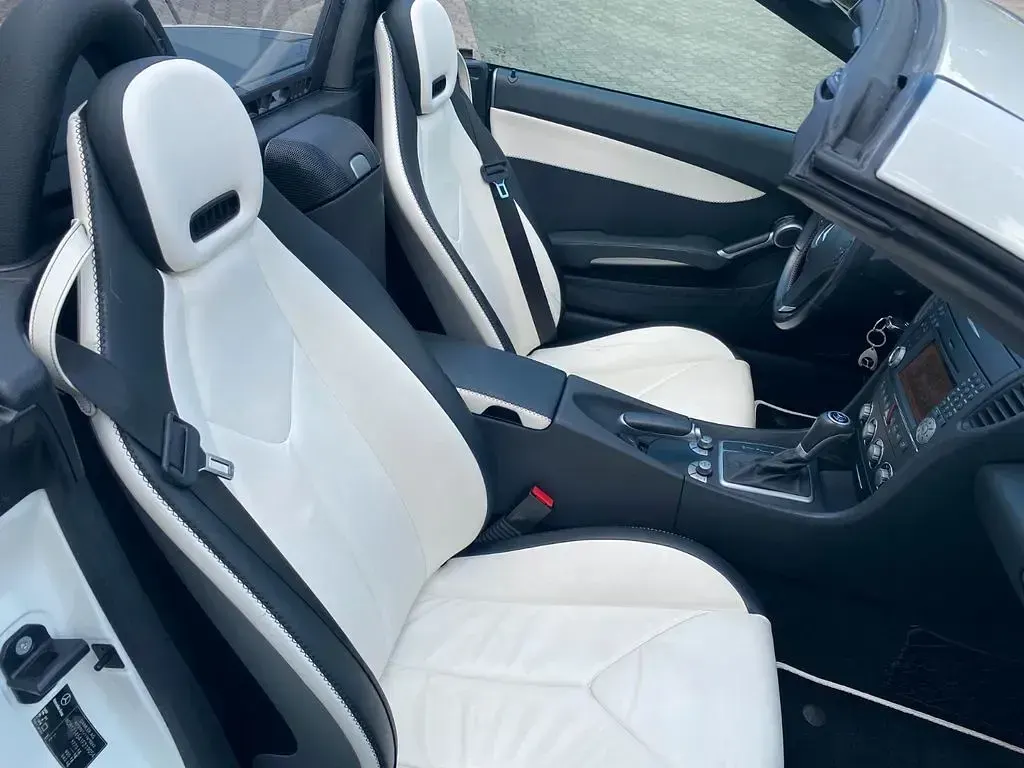 Gebraucht Mercedes SLK300 231 PS (169 kW) 2009 Weiß Cabrio