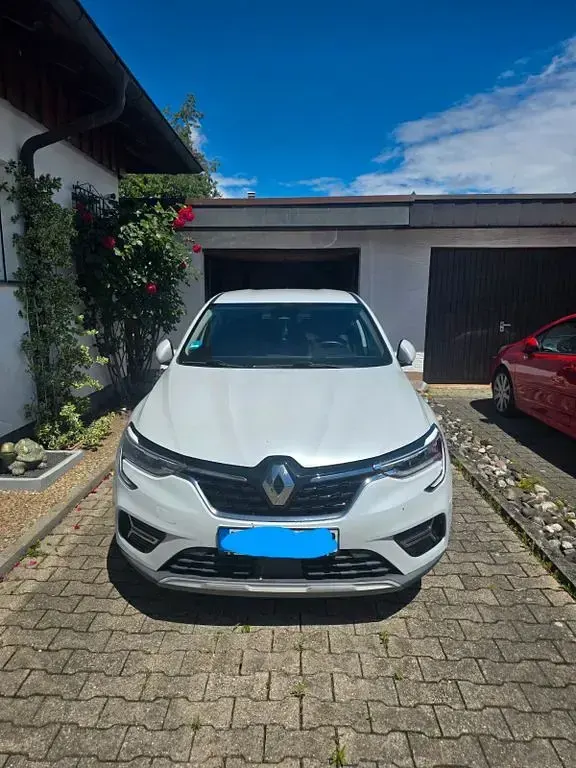 Gebraucht Renault Arkana Techno 140 PS (102 kW) 2022 Weiß SUV