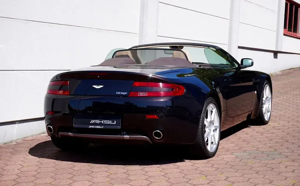 Gebraucht Aston Martin V8 Vantage 385 PS (283 kW) 2008 Braun Cabrio