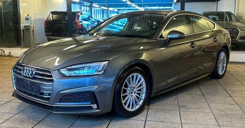 Grau Gebraucht 2019 Audi A5 S-Line Limousine | 16.990 € (Fairer Preis) - Bild 1/4