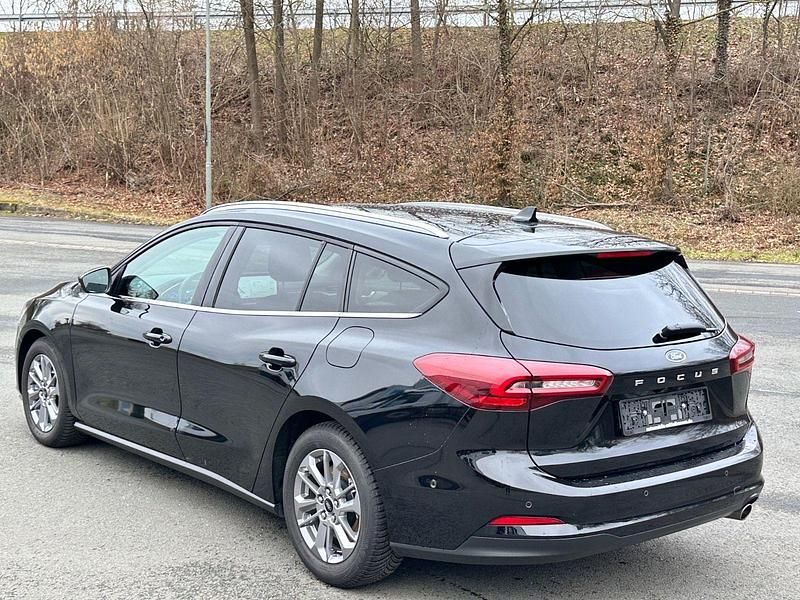 Gebraucht Ford Focus Titanium X 116 PS (85 kW) 2023 Schwarz Kombi