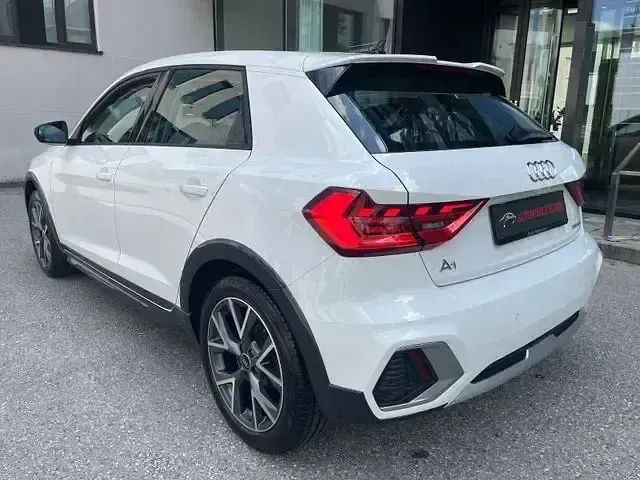 Gebraucht Audi A1 Sport 150 PS (110 kW) 2023 Cortinaweiss SUV
