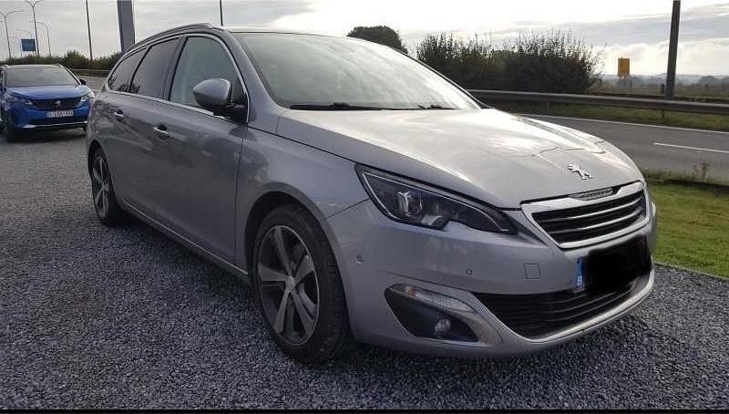 Grau Gebraucht 2016 Peugeot 308 SW Kombi | 7.900 € - Bild 1/4