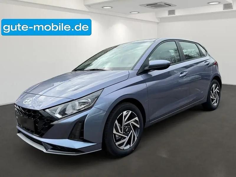 Blau Neu 2025 Hyundai i20 Trend Limousine | 24.590 € (Fairer Preis) - Bild 1/4