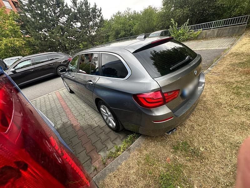 Gebraucht BMW 525 204 PS (150 kW) 2011 Grau Kombi