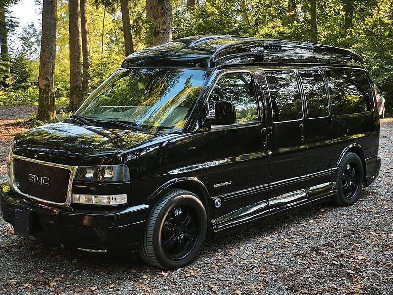Schwarz Gebraucht 2004 GMC Savana Van / Kleinbus | 24.850 € - Bild 1/4