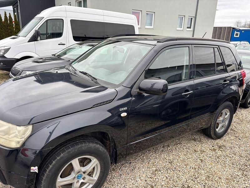 Gebraucht Suzuki Grand Vitara 129 PS (94 kW) 2006 Schwarz SUV