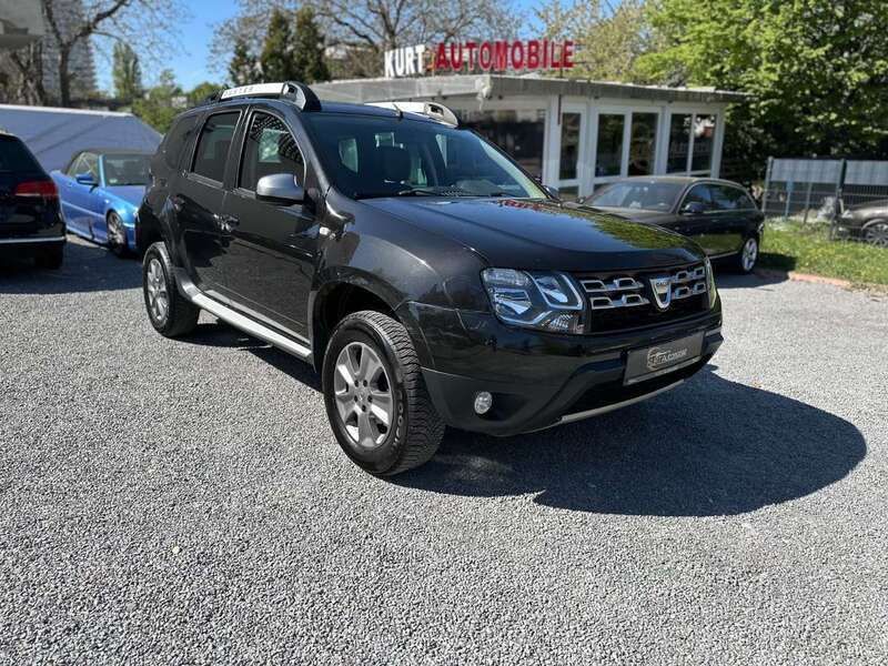 Perlmuttschwarz Gebraucht 2015 Dacia Duster Prestige SUV | 5.790 € (Guter Preis) - Bild 1/4