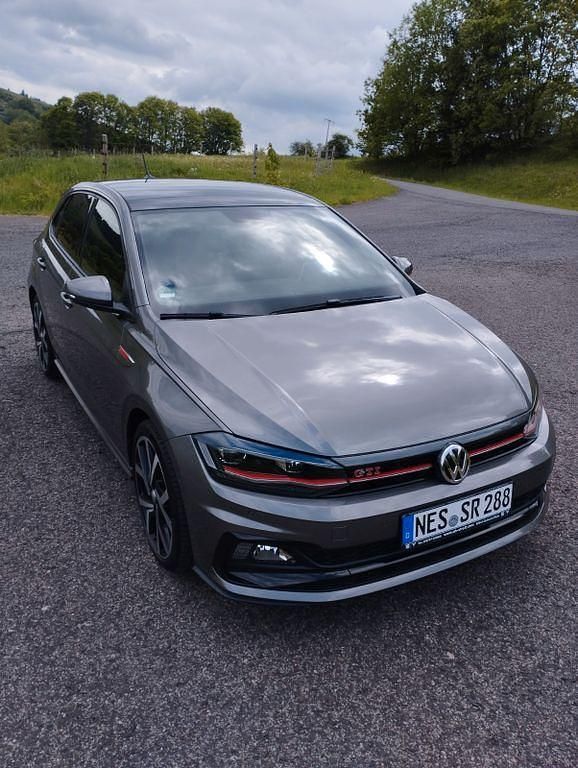 Gebraucht VW Polo Beats 200 PS (147 kW) 2019 Grau Kleinwagen
