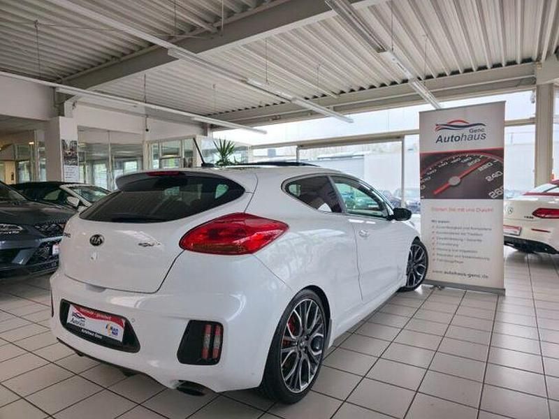 Gebraucht Kia ProCeed GT-Track 204 PS (150 kW) 2015 Weiß Kleinwagen