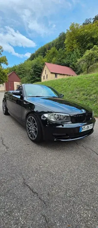 Gebraucht BMW 120 Cabriolet Sport Line 170 PS (125 kW) 2008 Schwarz Cabrio