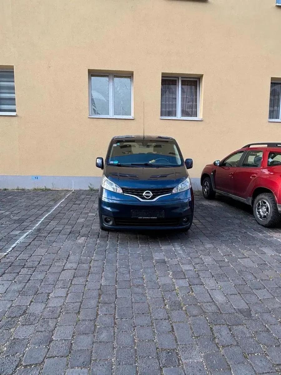 Gebraucht Nissan Evalia 110 PS (80 kW) 2013 Blau Van / Kleinbus