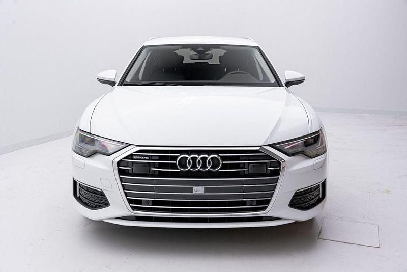 Gebraucht Audi A6 Design 204 PS (150 kW) 2023 Gletscherweiß metallic Kombi