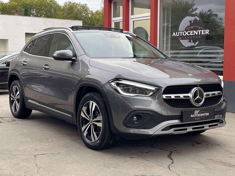 Gebraucht Mercedes GLA220 190 PS (139 kW) 2022 Mountaingrau SUV