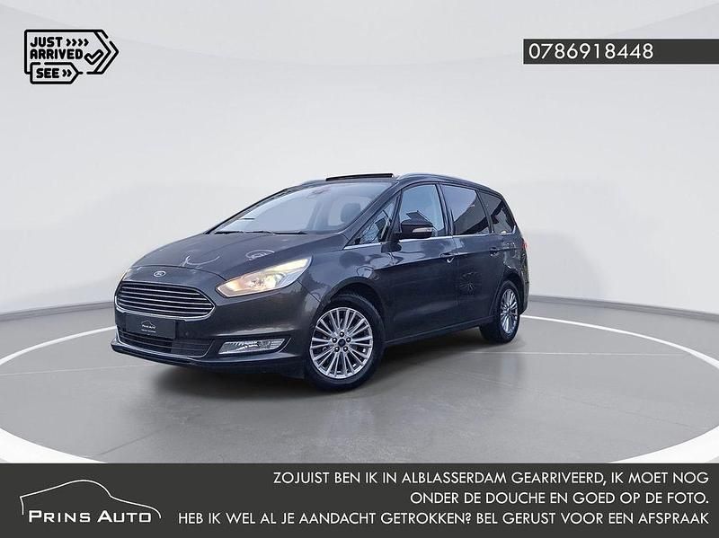 Grau Gebraucht 2017 Ford Galaxy Titanium Van / Kleinbus | 15.950 € (Teuer) - Bild 1/4