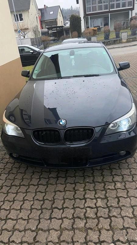 Gebraucht BMW 520 185 PS (136 kW) 2006 Blau Limousine