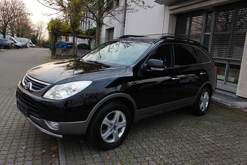 Schwarz (metallic) Gebraucht 2012 Hyundai Veracruz Comfort SUV | 6.900 € (Fairer Preis) - Bild 1/4