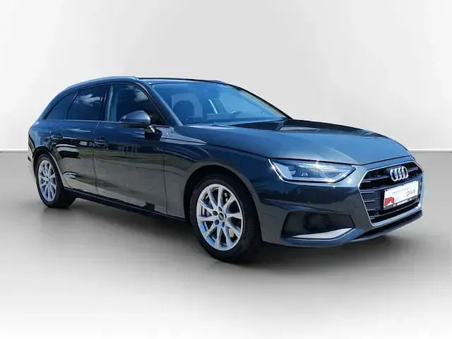 Gebraucht Audi A4 Sport 204 PS (150 kW) 2023 Grau Kombi