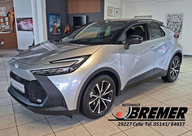 Silber Gebraucht 2024 Toyota C-HR Team SUV | 28.451 € (Fairer Preis) - Bild 1/4