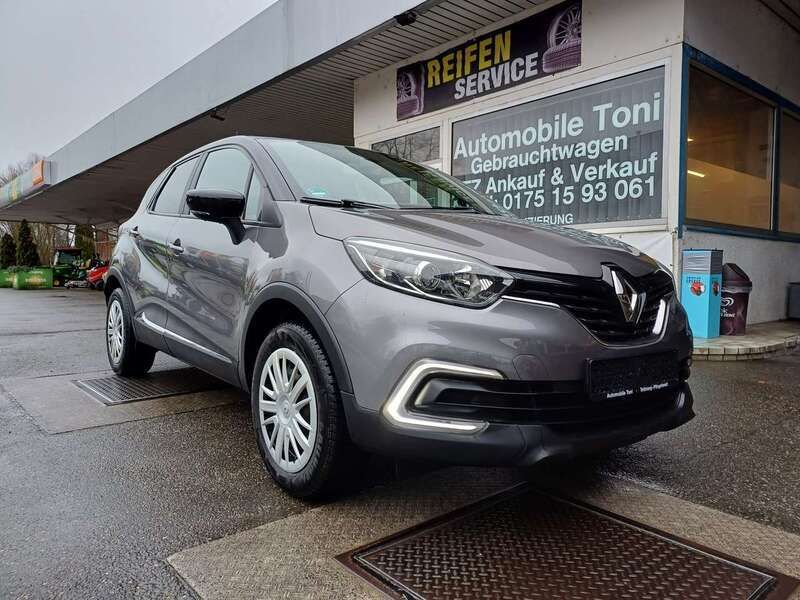 Gebraucht Renault Captur LIMITED 90 PS (66 kW) 2019 Grau kng + schwarz gne SUV