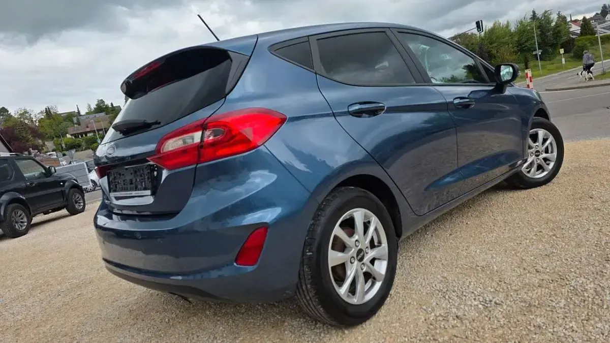 Usata Ford Fiesta 101 CV (74 kW) 2022 Blu Utilitaria