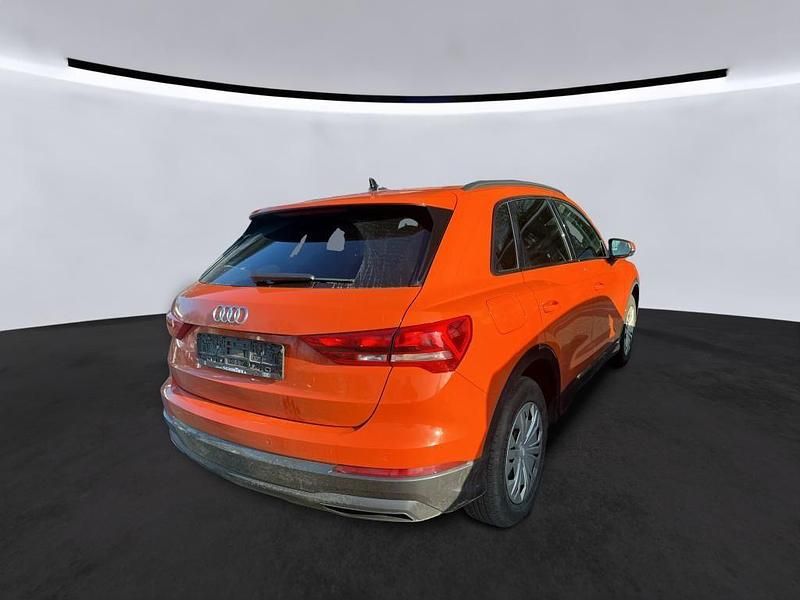Gebraucht Audi Q3 Advanced 150 PS (110 kW) 2023 Pulsorange (metallic) SUV