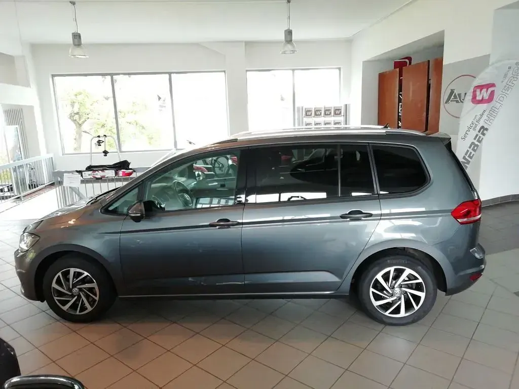 Gebraucht VW Touran Sound 150 PS (110 kW) 2018 Grau Van / Kleinbus
